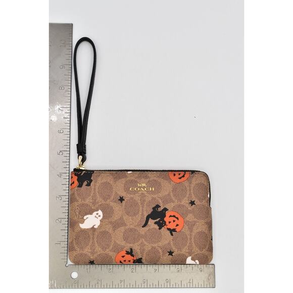 COACH Corner Zip Wristlet Signature Canvas Halloween Print Ghost Cat NEW LIMITED - Picture 14 of 16